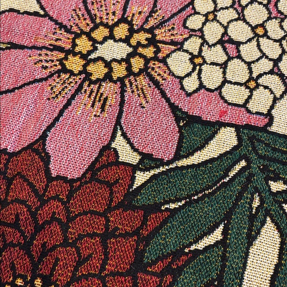 Urban outfitters floral woven throw blanket 50x70 - Picture 3 of 7